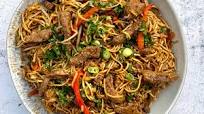 Stir Fried Beef with Egg Noodles Stir Fried Beef with Egg Noodles