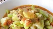 Ginisang Upo sa Sardinas (Sauteed Bottle Gourd in Sardines) Ginisang Upo sa Sardinas (Sauteed Bottle Gourd in Sardines)