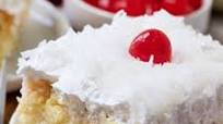 Piña Colada Poke Cake Piña Colada Poke Cake