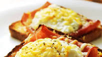 Tosta con Huevo Poché Tosta con Huevo Poché