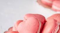 Strawberry Macarons Strawberry Macarons