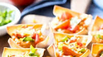 Buffalo Chicken Hummus Taco Cups Buffalo Chicken Hummus Taco Cups