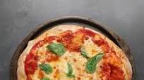 Low FODMAP Margherita Pizza Low FODMAP Margherita Pizza