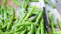 Sautéed Green Beans with Parmesan Sautéed Green Beans with Parmesan