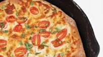 Cast Iron Skillet Pizza Cast Iron Skillet Pizza