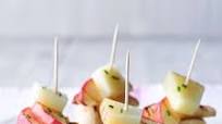 Spanish apple and manchego tapas Spanish apple and manchego tapas
