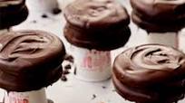 Marshmallow-Chocolate Cookie Sammies Marshmallow-Chocolate Cookie Sammies