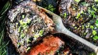 Pan Seared Steak with Balsamic Herb Cream Sauce Pan Seared Steak with Balsamic Herb Cream Sauce