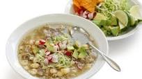 Pozole blanco de puerco Pozole blanco de puerco
