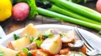 Slow Cooker Pork Chops with Vegetables and Gravy Slow Cooker Pork Chops with Vegetables and Gravy