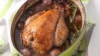 Guinea fowl with rosemary, red wine and mushrooms recipe Guinea fowl with rosemary, red wine and mushrooms recipe