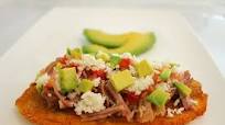 Patacón Pisao con carne y aguacate Patacón Pisao con carne y aguacate
