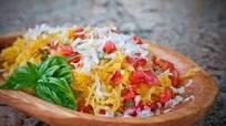 How to Cook Spaghetti Squash in the Microwave How to Cook Spaghetti Squash in the Microwave