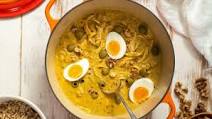Peruvian Creamy Chicken Stew - Aji De Gallina Peruvian Creamy Chicken Stew - Aji De Gallina
