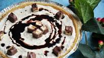 Easy Snickers Bar Pie Easy Snickers Bar Pie