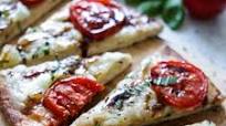 Quick Flatbread Pizza Margherita Quick Flatbread Pizza Margherita