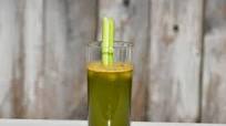 Recipe: Kale, Carrot & Apple Juice Recipe: Kale, Carrot & Apple Juice