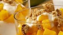 Mango Yogurt Parfaits Mango Yogurt Parfaits
