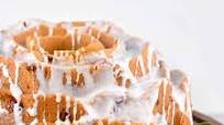 Strawberries and Cream Bundt Cake Strawberries and Cream Bundt Cake