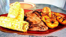 Spicy Grilled Pork Chops with Cinnamon Peaches Spicy Grilled Pork Chops with Cinnamon Peaches