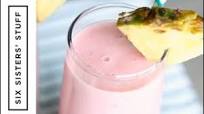 How to Make an Aloha Pineapple Smoothie How to Make an Aloha Pineapple Smoothie