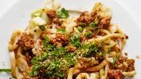 Stir-Fried Udon Noodles With Pork and Scallions Stir-Fried Udon Noodles With Pork and Scallions