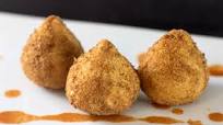 Brazilian Coxinha Recipe - Fried Chicken Dumplings Brazilian Coxinha Recipe - Fried Chicken Dumplings