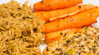 Crockpot Salmon with Caramelized Onions and Carrots Crockpot Salmon with Caramelized Onions and Carrots