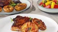 Receta de costillas al horno súper tiernas, jugosas y sabrosas, glaseadas con salsa barbacoa casera Receta de costillas al horno súper tiernas, jugosas y sabrosas, glaseadas con salsa barbacoa casera