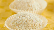 Sticky Rice Cakes with Coconut: the popular Chinese recipe Sticky Rice Cakes with Coconut: the popular Chinese recipe