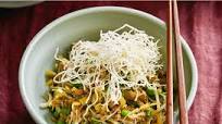 Spiced pork chow mein Spiced pork chow mein