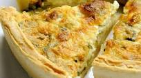 Cheesy Spinach and Bacon Quiche Cheesy Spinach and Bacon Quiche