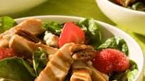 Chicken, strawberry and goat cheese salad with tarragon vinaigrette Chicken, strawberry and goat cheese salad with tarragon vinaigrette