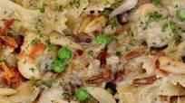 Cheesecake Factory Farfalle With Chicken and Roasted Garlic Cheesecake Factory Farfalle With Chicken and Roasted Garlic
