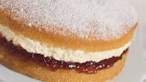 The classic simple sponge cake The classic simple sponge cake