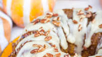 Easy Pumpkin Praline Bundt Cake with Cream Cheese Frosting Glaze Easy Pumpkin Praline Bundt Cake with Cream Cheese Frosting Glaze