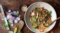 Thai Red Curry Noodles With Vegetables Thai Red Curry Noodles With Vegetables