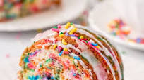 Funfetti Bundt Cake Recipe Funfetti Bundt Cake Recipe