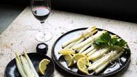 Preparing Fresh White Asparagus Preparing Fresh White Asparagus