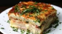 Layered Ham & Cheese Potato Bake Layered Ham & Cheese Potato Bake