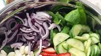 Strawberry Spinach Salad with Balsamic Vinaigrette Strawberry Spinach Salad with Balsamic Vinaigrette