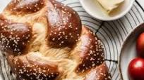 TSOUREKI - GREEK PASCHA BREAD TSOUREKI - GREEK PASCHA BREAD