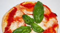 Pizza Margherita Fatta in Casa Pizza Margherita Fatta in Casa