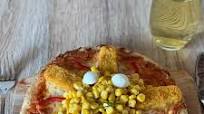 Fischstäbchen-Pizza mit Seestern Fischstäbchen-Pizza mit Seestern