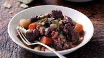 Beef Bourguignon slow cooker recipe Beef Bourguignon slow cooker recipe