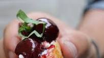 Balsamic Cherry and Goat Cheese Crostini Balsamic Cherry and Goat Cheese Crostini