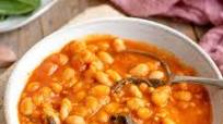 Fagioli all’uccelletto - Beans in Tomato Sauce Fagioli all’uccelletto - Beans in Tomato Sauce