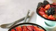 Easy Rhubarb and Berry Crumbles (Vegan, GF, Naturally Sweetened) Easy Rhubarb and Berry Crumbles (Vegan, GF, Naturally Sweetened)
