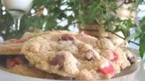 Buttery Crisp Cherry and Chocolate Chip Cookies Buttery Crisp Cherry and Chocolate Chip Cookies