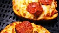 Air Fryer Garlic Toast Pizzas Air Fryer Garlic Toast Pizzas